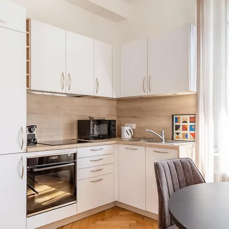 Appartement Luxueux Centre Ville Colmar Exterior photo